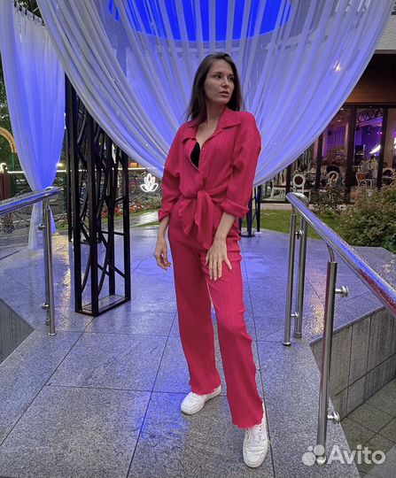 Костюм женский