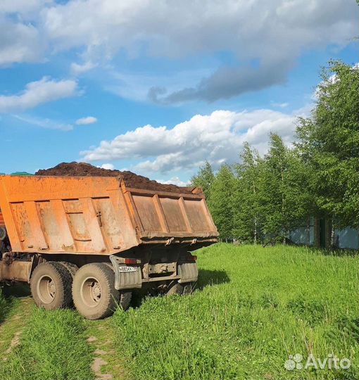 Коровяк навоз на самосвале
