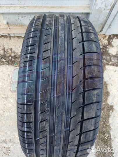 Triangle TH201 245/45 R20
