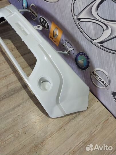 Бампер перед Renault sandero