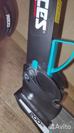 Складной самокат Roces 200 с амортизатором