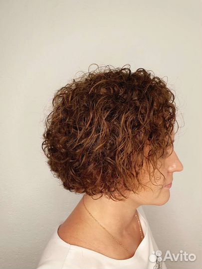 Парикмахер, биозавивка