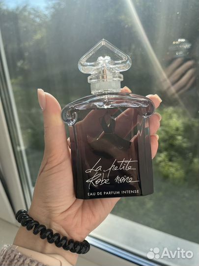 Парфюм guerlain la petite robe noire