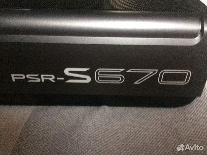 Yamaha PSR-S670