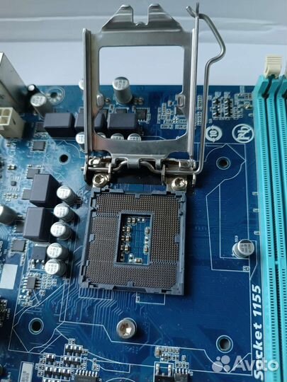 Материнская плата с процессором