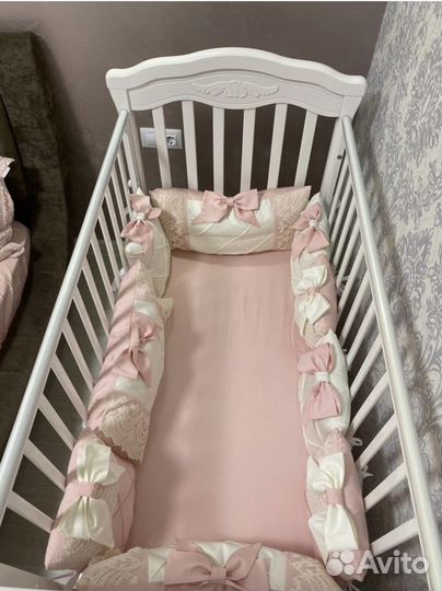 Комплект бортиков в кроватку