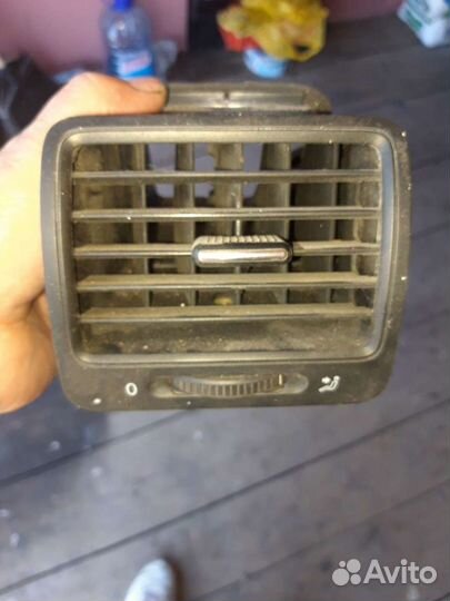 Воздушный правый дефлектор