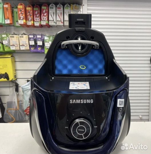 Пылесос Samsung SC18M3120VB