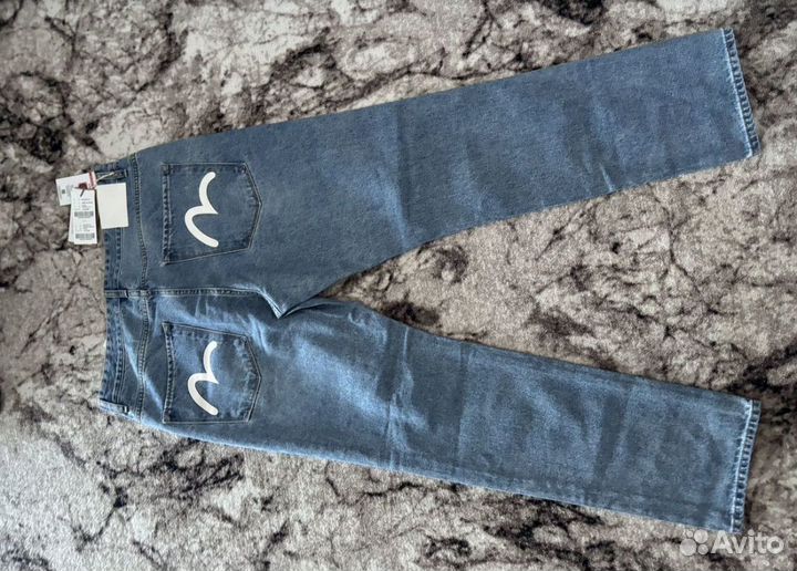 Джинсы широкие