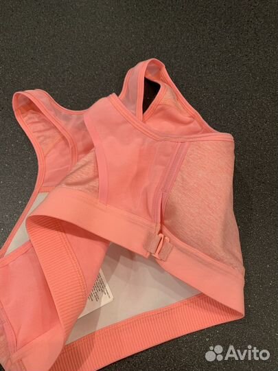 Спортивный топ Puma fast bra