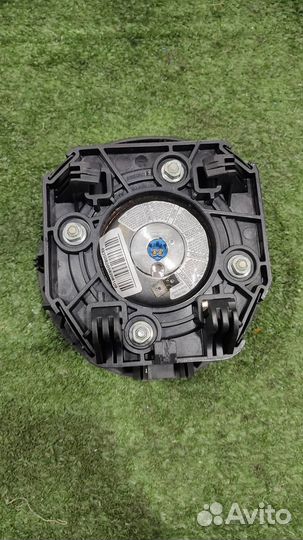 Подушка безопасности в руль Citroen C4 Grand Pica