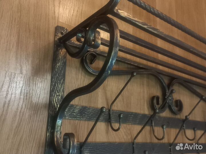 Вешалка кованая