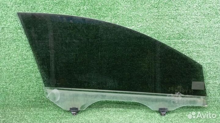 Стекло двери Kia Sportage Левое Переднее