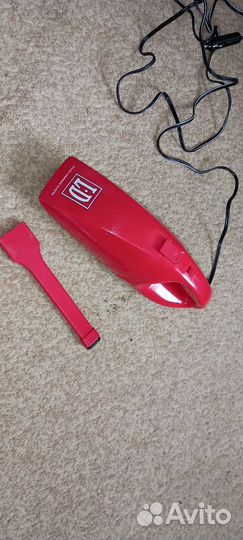 Автомобильный пылесос