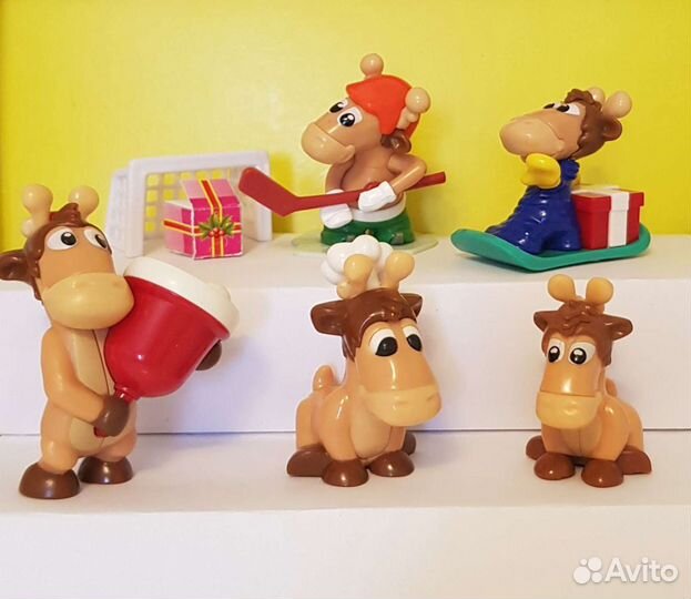 Игрушки из Макси киндеров