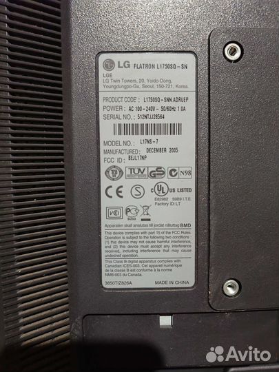Монитор LG flatron L1750SQ