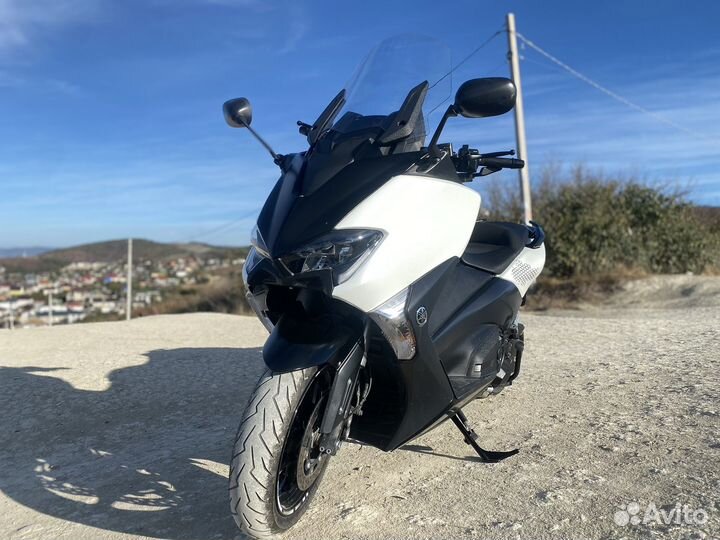 Yamaha Tmax 6 поколение