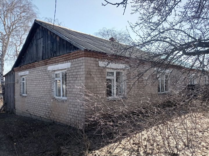 Дом 53 м² на участке 10 сот.