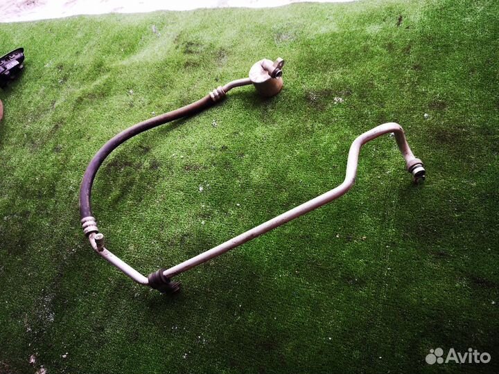 Трубка кондиционера на Сузуки Гранд Витара 05-15