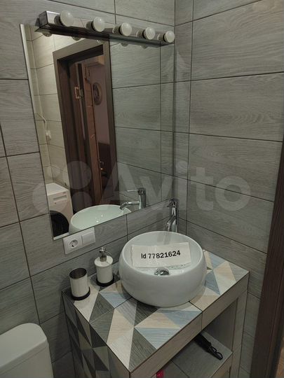 1-к. квартира, 42 м², 9/10 эт.