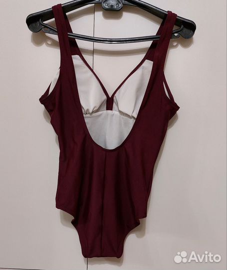 Купальник женский слитный 42 44