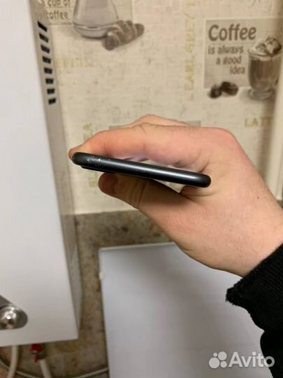 iPhone 8 Plus, 64 ГБ