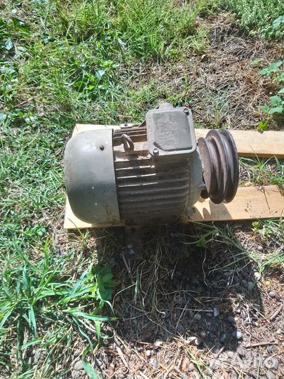 Электродвигатель бу 220/380В