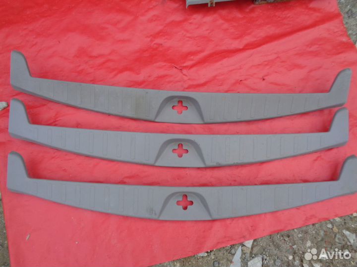 Накладка порога багажника Митсубиси паджеро спорт