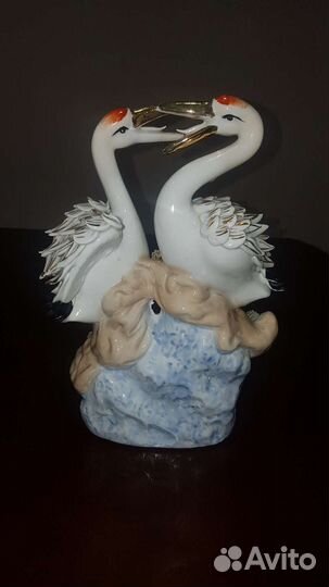 Статуэтка Лебеди