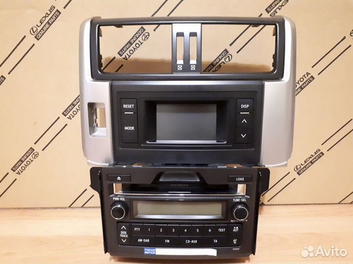 Тойота Ленд Крузер Прадо 150 штатная магнитола