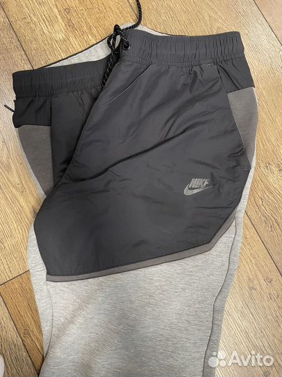 Спортивные штаны nike