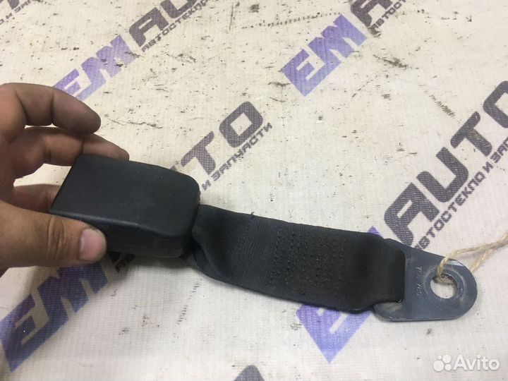 Ответная часть ремня безопасн. задняя Рено Логан