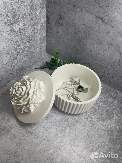 Шкатулка из гипса