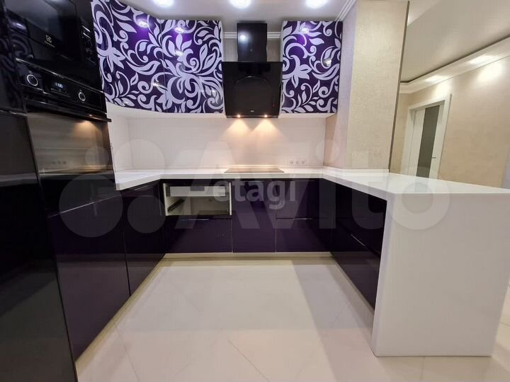 3-к. квартира, 80 м², 17/17 эт.