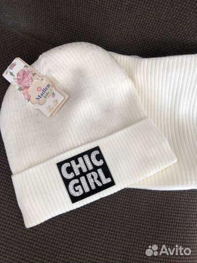 Комплект Шапка и шарф новый