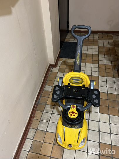 Машинка каталка толокар