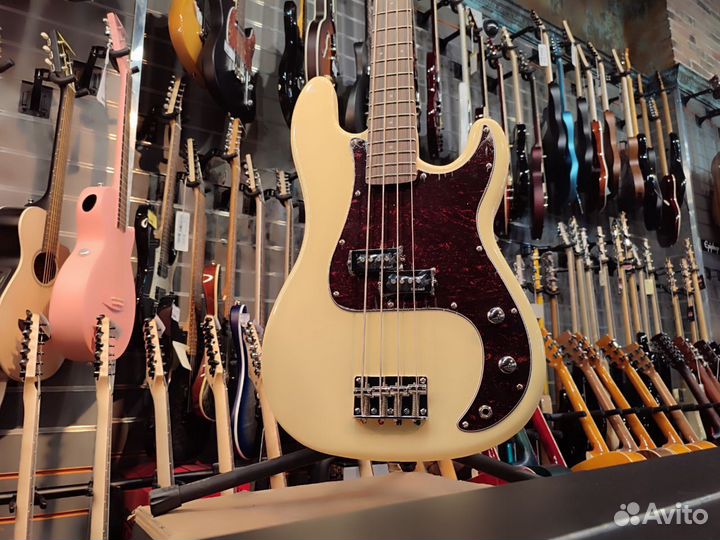 Бас-гитара Prodipe PB80RA - кремовая