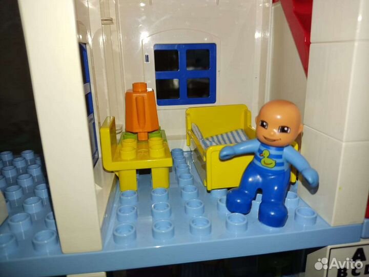 Lego Duplo 5695 больница(госпиталь)