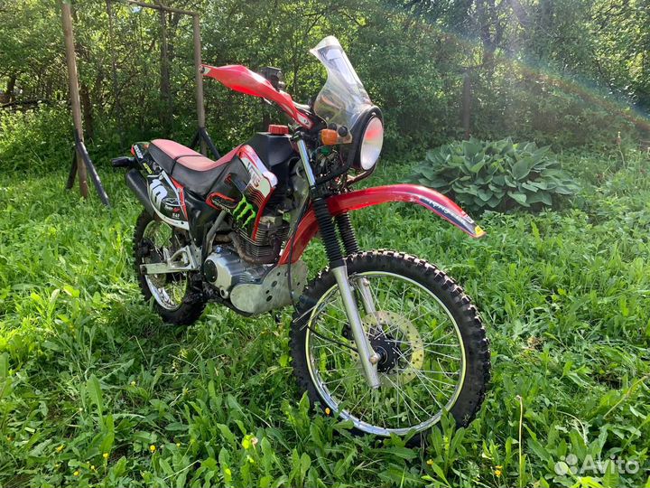 Мотоцикл Lifan LF200 GY-5