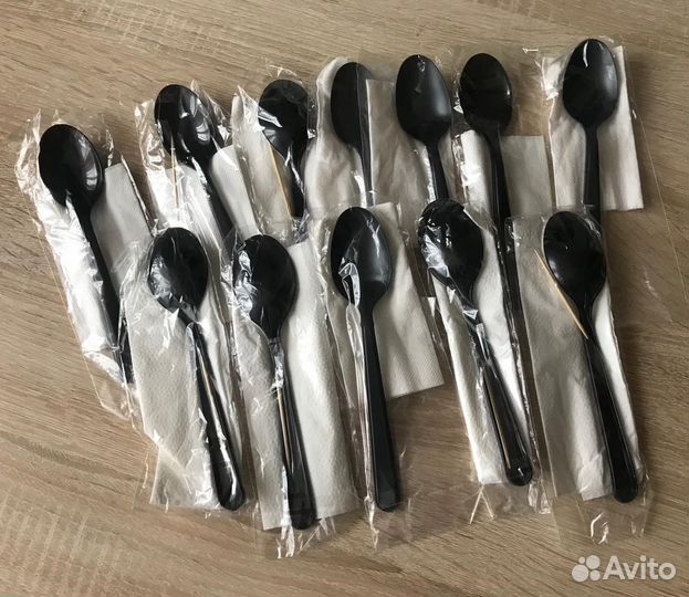 Пластиковая ложки,ножи,вилки,палочки для суши