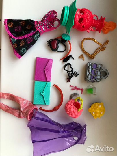 Аксессуары для кукол монстер хай