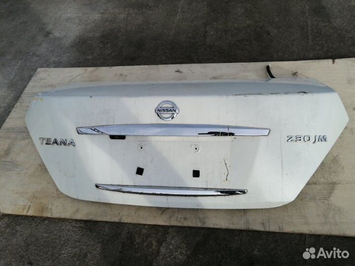 Крышка багажника Nissan Teana J31