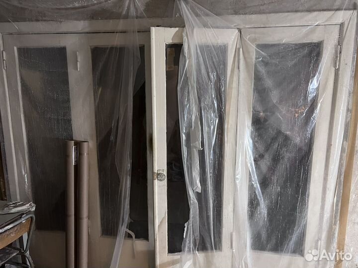 Двери дерево/стекло оригинальные из хрущевки