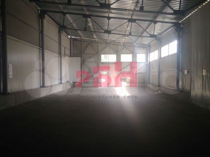 Складская база 2221,7кв.м на участке82,98 соток