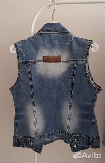 Жилет джинсовый на девочку 152р