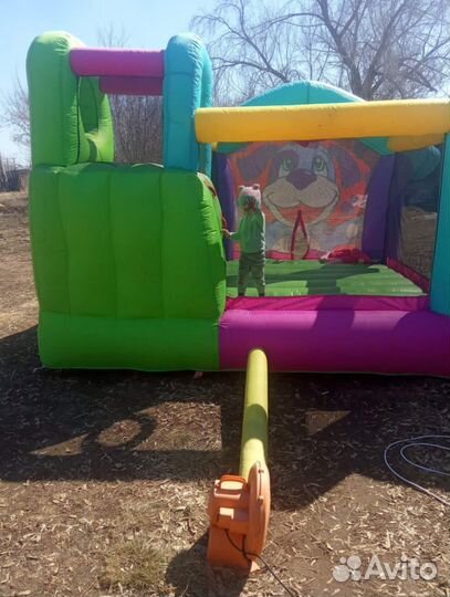 Надувной батут с горкой happy hop