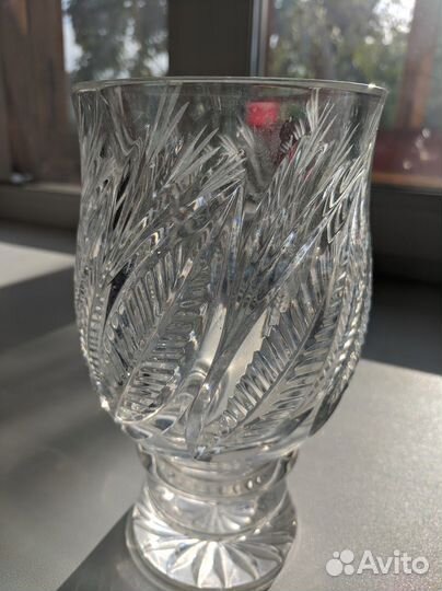 Изящная хрустальная ваза с инкрустацией СССР