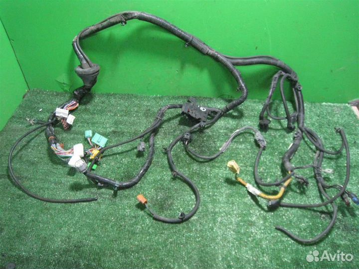 Жгут проводки моторного отсека Honda FR-V (BE1) 2