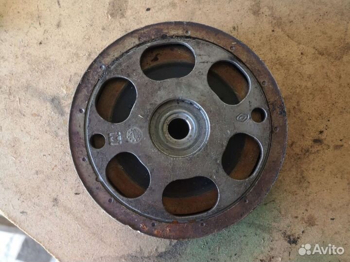 Шестерня фазорегулятор 2.0 Megan 2