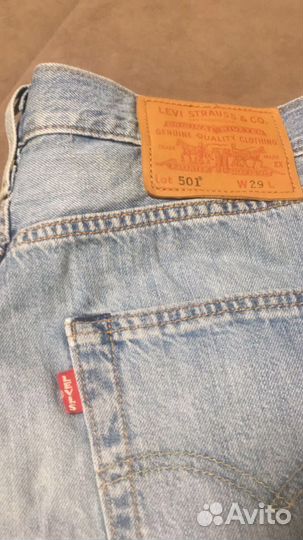 Джинсовые шорты levis